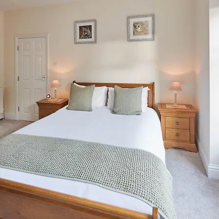 Host & - Church Square Eskape Appartement *